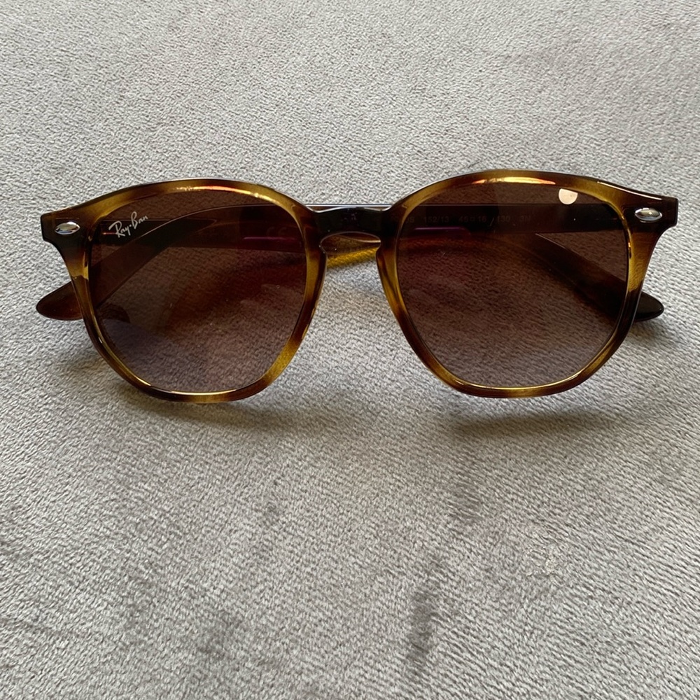 Little kid ray bans!